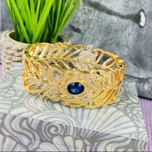 Dillards Vintage Inspired Gold Tone Cuff Bracelet Blue Stone NWT